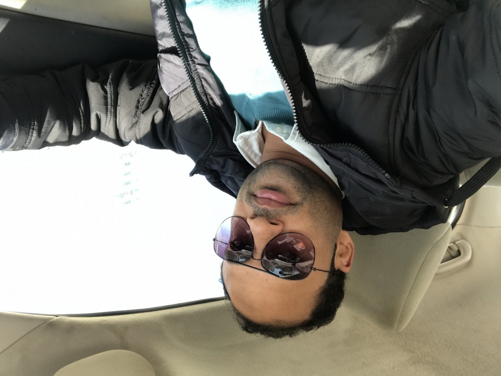 ايمن الامام