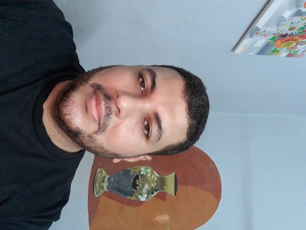 ياسين سالم
