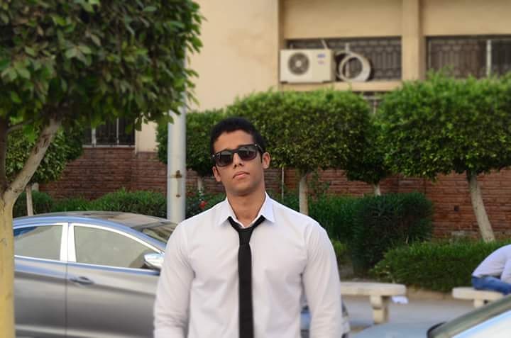 علي ابراهيم علي