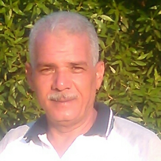 عمر الزهيرى