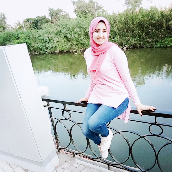Esraa Abozaid