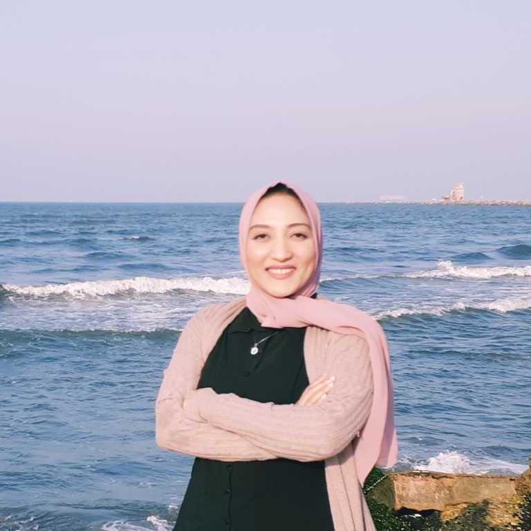 فاطمه نبيل 