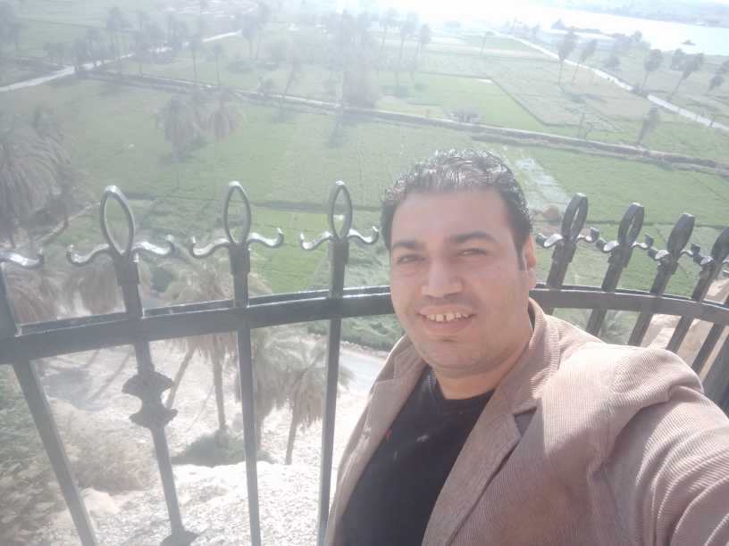 حنا عزيز