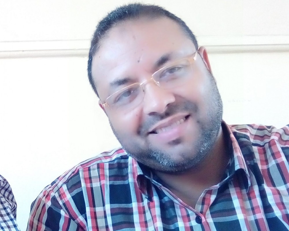 ياسر سكرية
