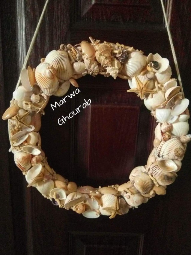 طوق من الصدف