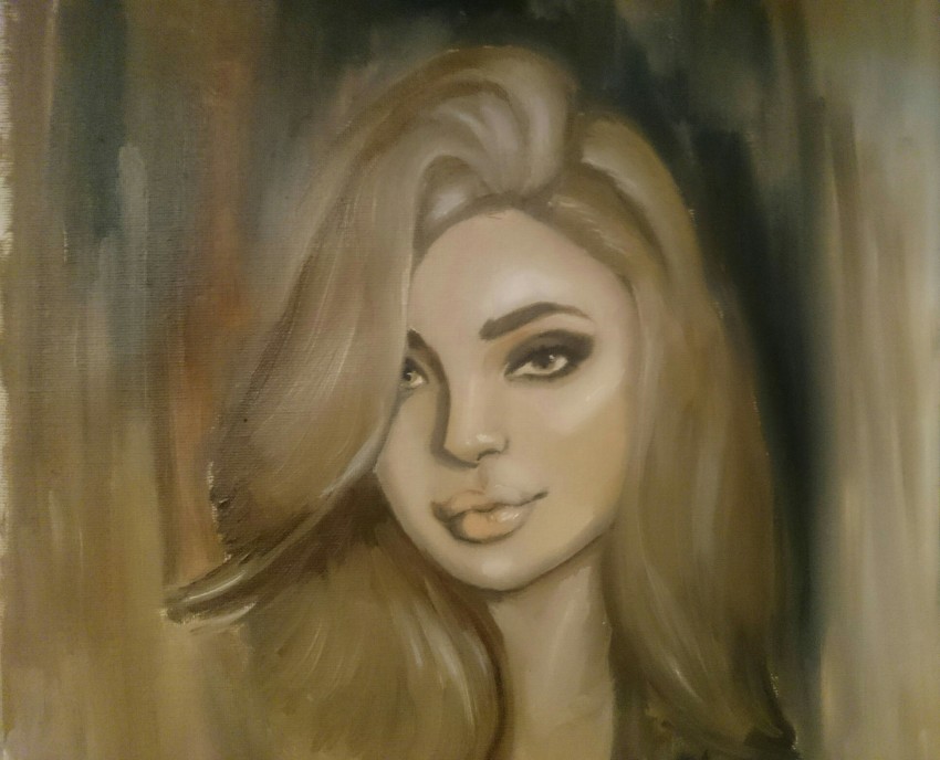 سيدة جميلة