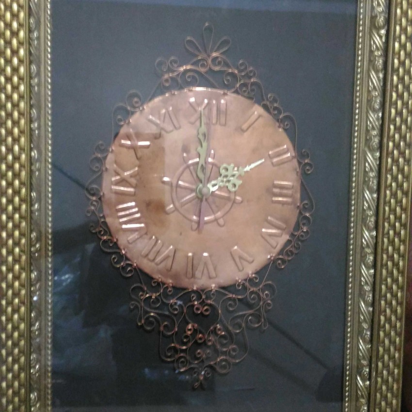 ساعة حائط