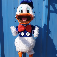 Donald Duck Marionette