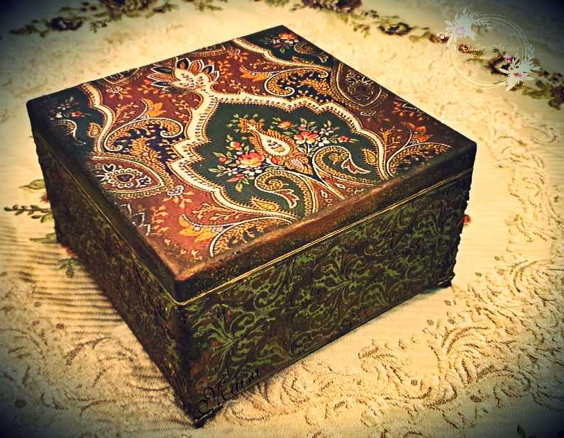 Accessories Box (Decoupage)