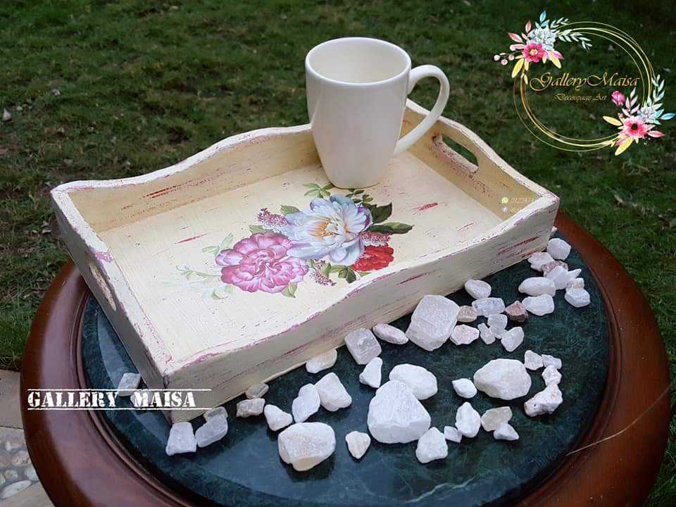 (صنية تقديم  (ديكوباج