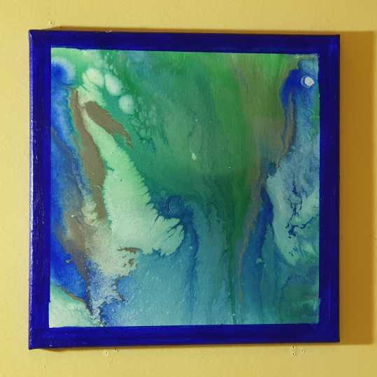 Acrylic Pouring Artwork