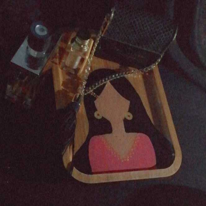 Aroos (Serving Tray)