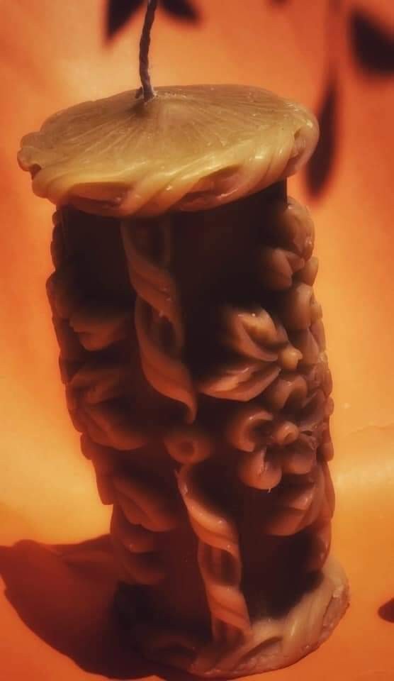 شمع عسل غامق