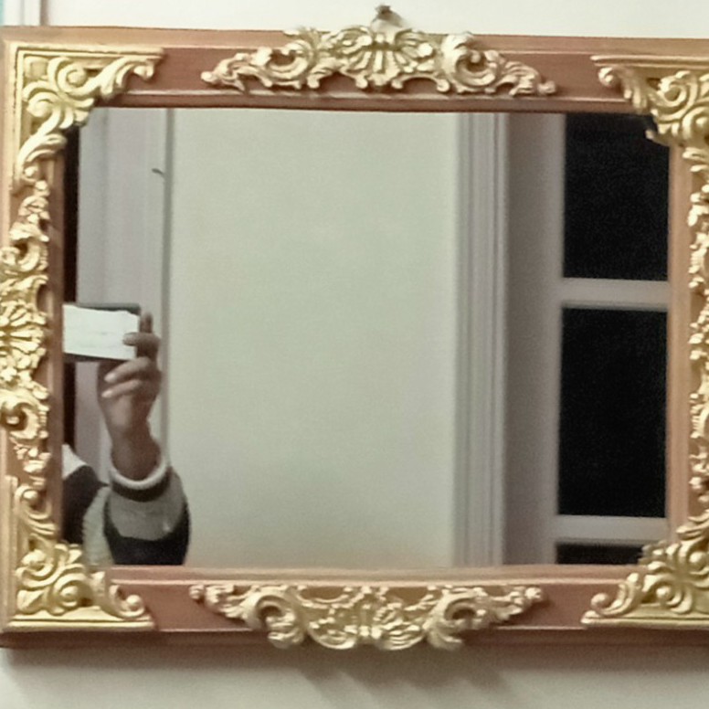 Mirror  Size 40 x 50 cm