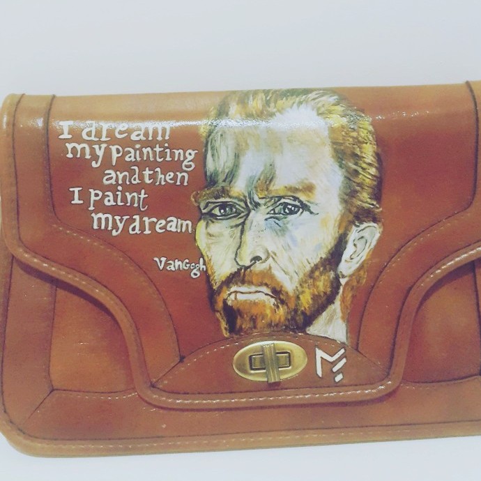 (فان جوخ (رسم على حقيبة يد