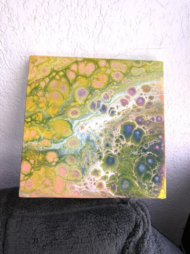 Acrylic Pouring Artwork