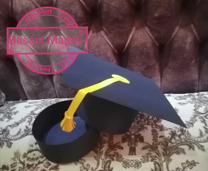 (بوكس قبعه التخرج (فن الورق